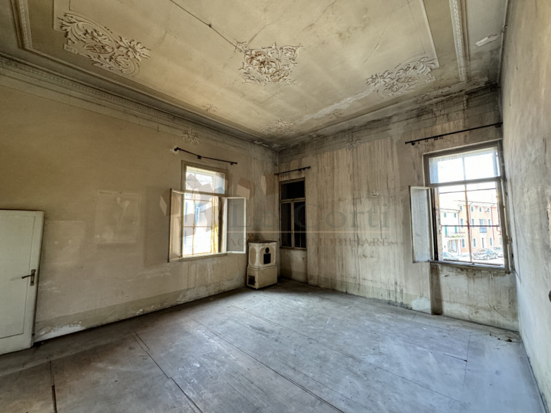 Immagine 15 di Casa indipendente in vendita  a Lonigo