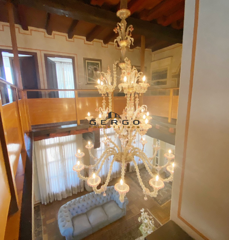 Immagine 23 di Villa in vendita  in Via Cornarotta a Treviso