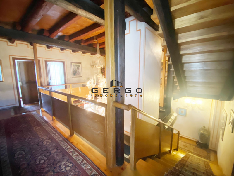 Immagine 25 di Villa in vendita  in Via Cornarotta a Treviso