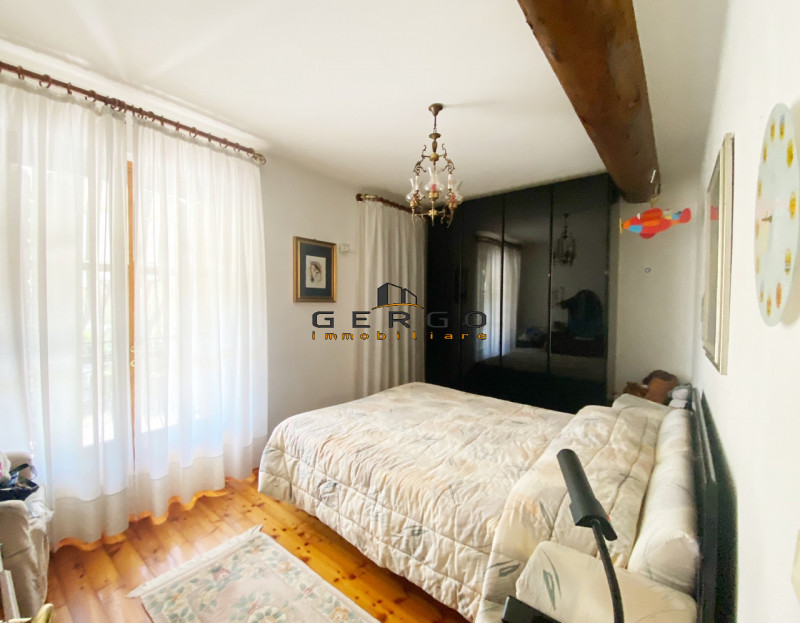 Immagine 30 di Villa in vendita  in Via Cornarotta a Treviso