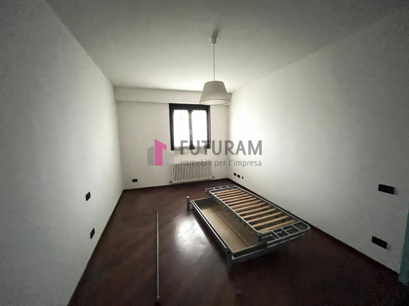 Immagine 7 di Ufficio in affitto  in via Watt a Piazzola Sul Brenta