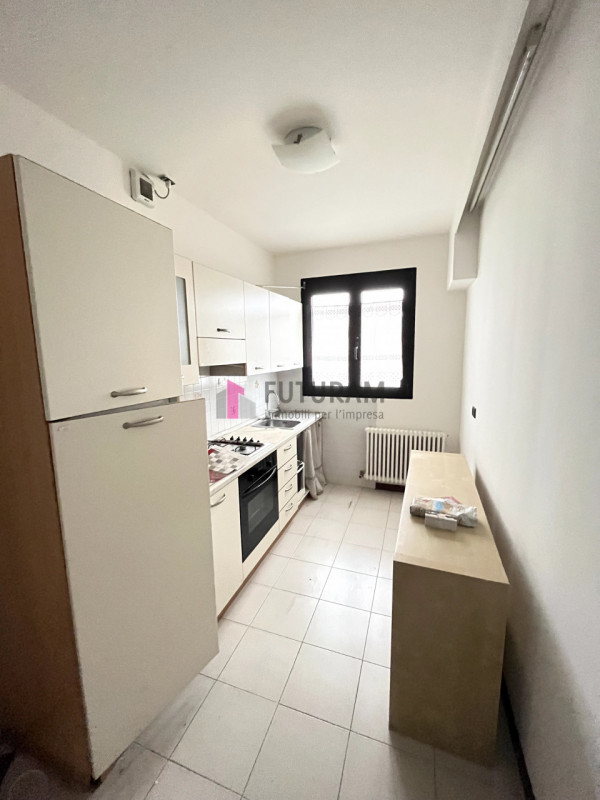 Immagine 12 di Ufficio in affitto  in via Watt a Piazzola Sul Brenta