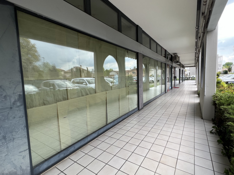 Immagine 8 di Negozio in affitto  in via della provvidenza 45 a Rubano