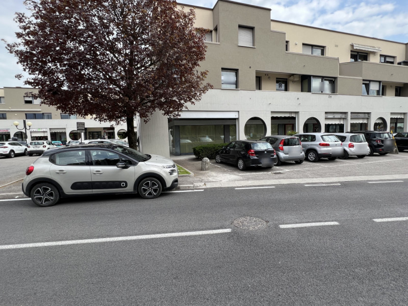 Immagine 9 di Negozio in affitto  in via della provvidenza 45 a Rubano