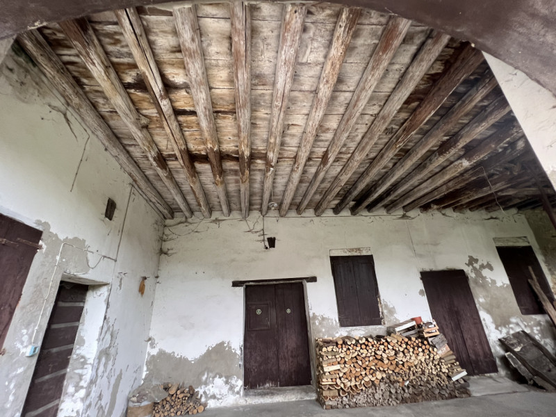 Immagine 11 di Rustico / casale in vendita  in via ponte tezze a Rovolon