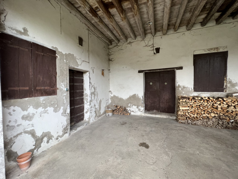 Immagine 12 di Rustico / casale in vendita  in via ponte tezze a Rovolon