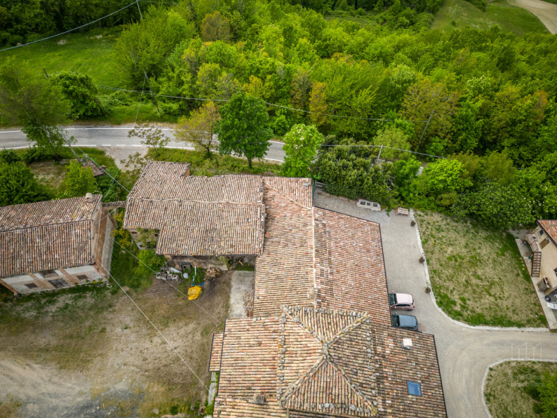 Immagine 7 di Rustico / casale in vendita  in ca Paolini a Medesano