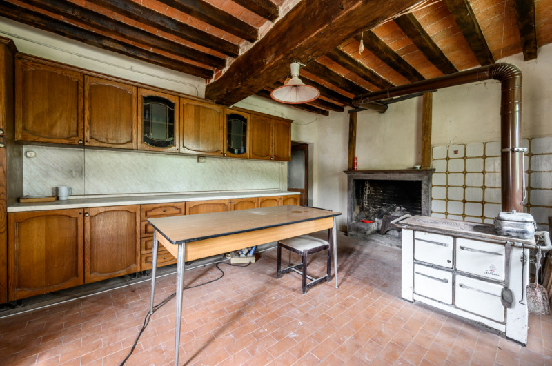 Immagine 12 di Rustico / casale in vendita  in ca Paolini a Medesano