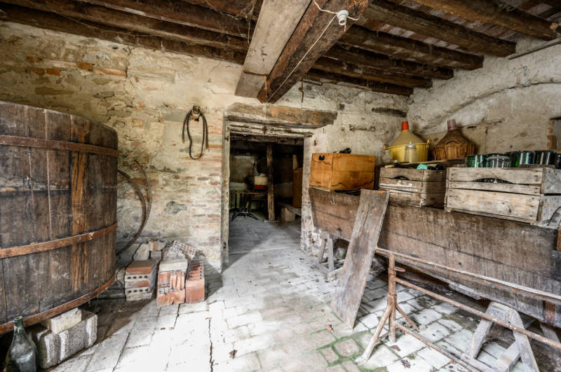 Immagine 39 di Rustico / casale in vendita  in ca Paolini a Medesano