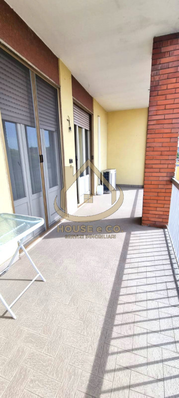 Immagine 2 di Appartamento in vendita  in Vigevano - Corso Genova 2 a Vigevano