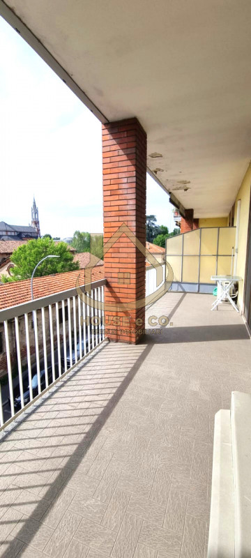 Immagine 3 di Appartamento in vendita  in Vigevano - Corso Genova 2 a Vigevano