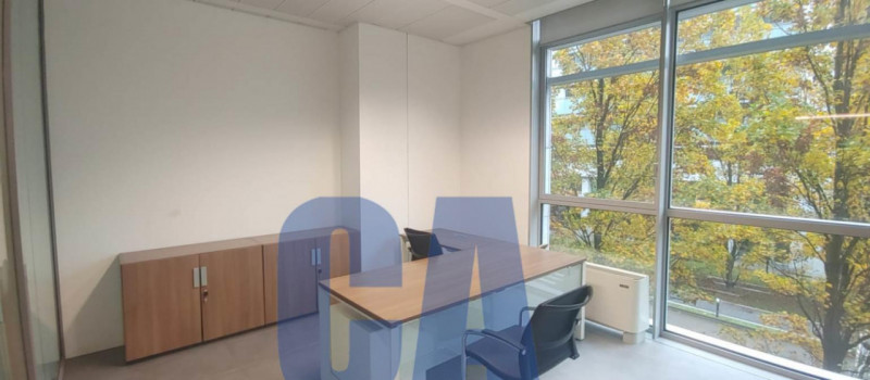 Immagine 5 di Ufficio in affitto  in VIA BAZZI CARLO a Milano