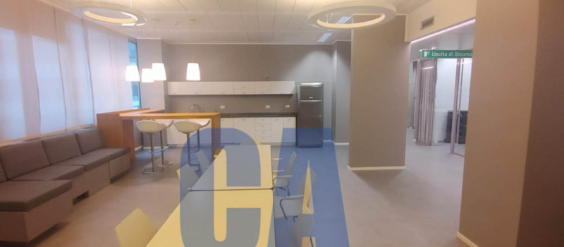 Immagine 11 di Ufficio in affitto  in VIA BAZZI CARLO a Milano