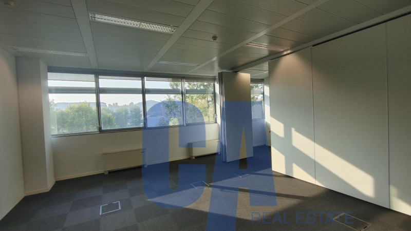 Immagine 7 di Ufficio in affitto  in VIA BAZZI CARLO a Milano