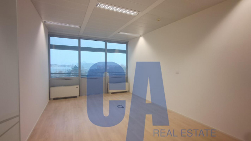 Immagine 1 di Ufficio in affitto  in VIA BAZZI CARLO a Milano