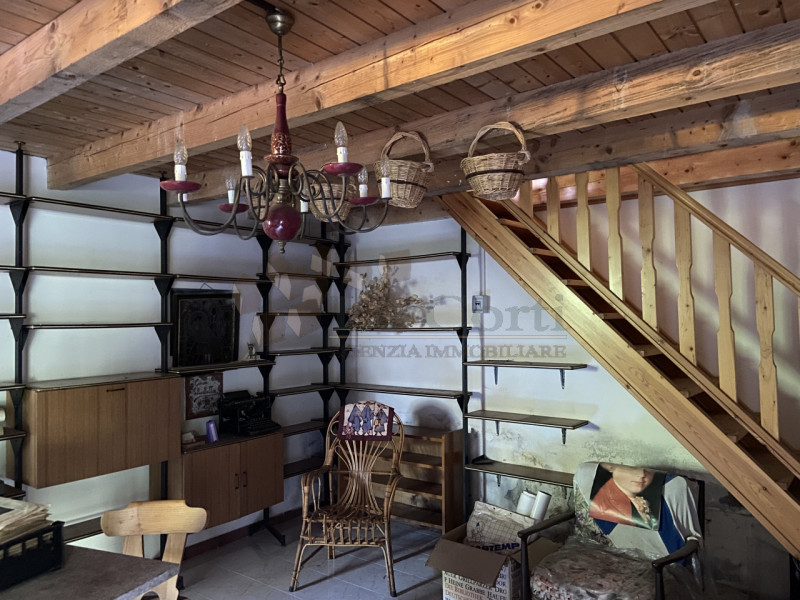 Immagine 6 di Rustico / casale in vendita  a Sarego