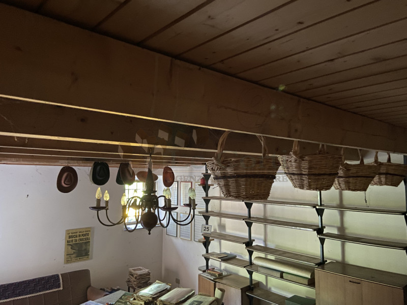 Immagine 12 di Rustico / casale in vendita  a Sarego