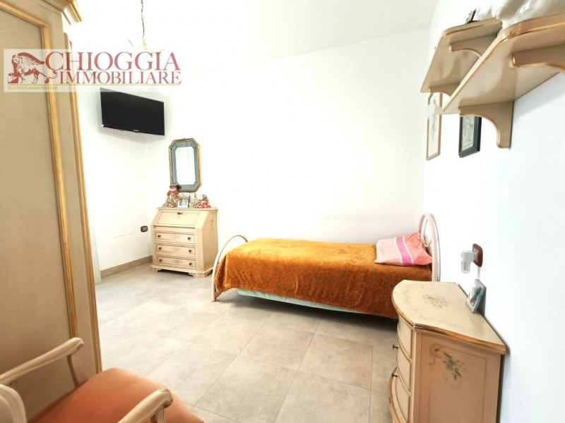 Immagine 17 di Casa bifamiliare in vendita  in Via San Giuseppe a Chioggia