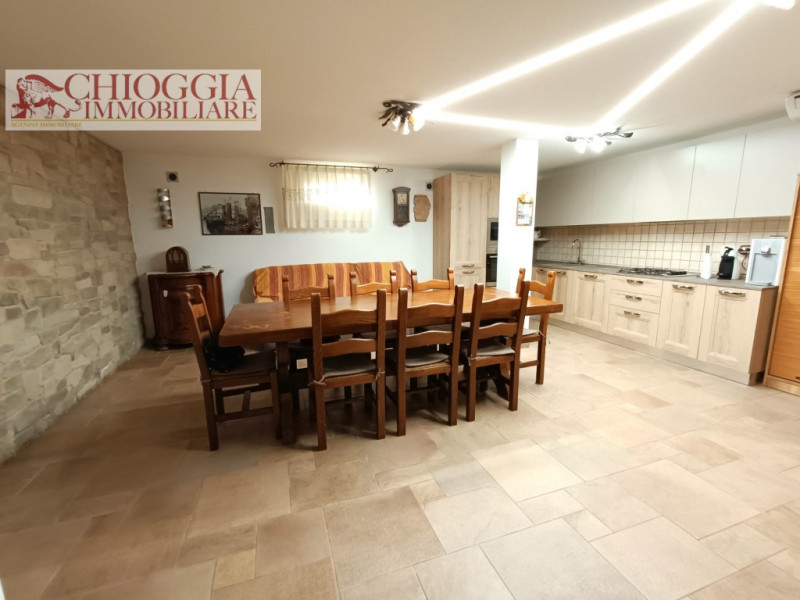 Immagine 26 di Casa bifamiliare in vendita  in Via San Giuseppe a Chioggia
