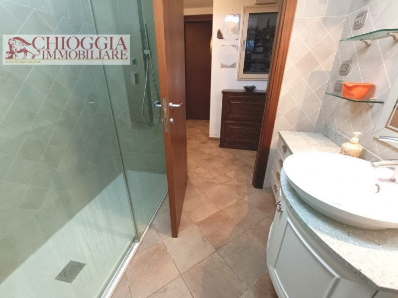 Immagine 34 di Casa bifamiliare in vendita  in Via San Giuseppe a Chioggia