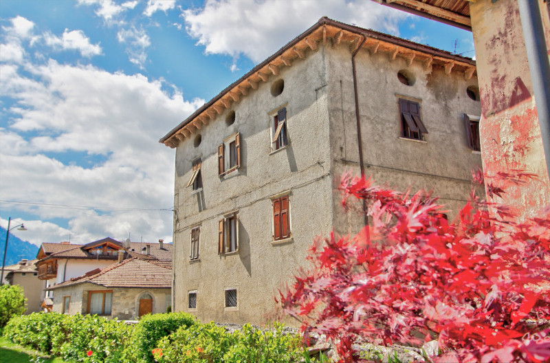 Immagine 1 di Appartamento in vendita  in Via 3 Novembre a Fiave'