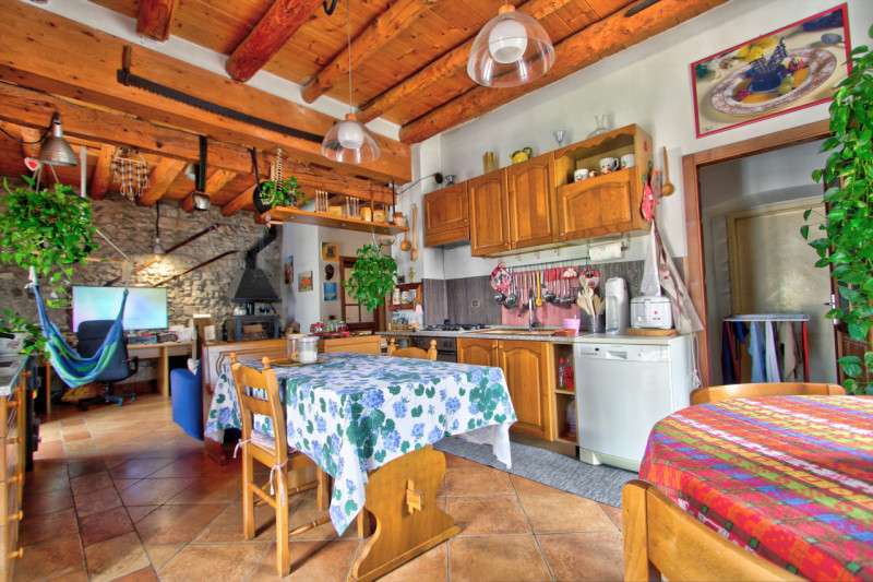 Immagine 9 di Appartamento in vendita  in Via 3 Novembre a Fiave'