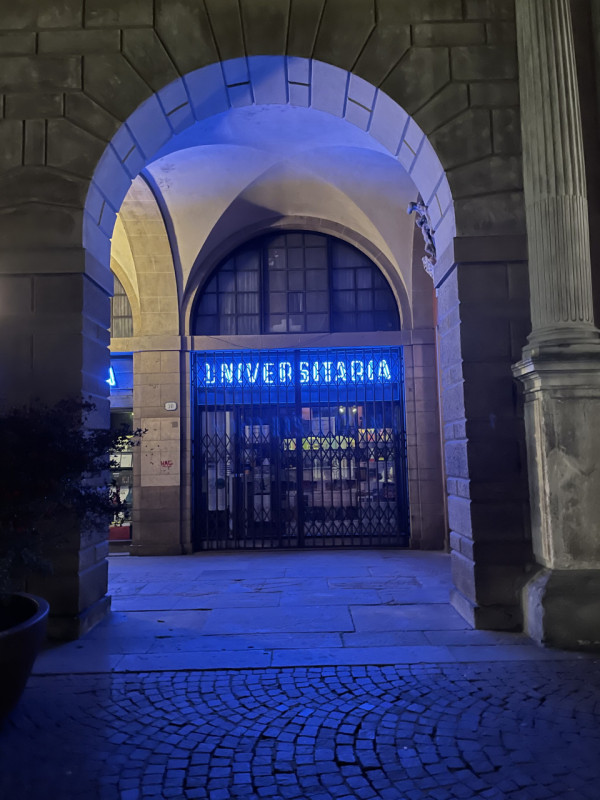Immagine 14 di Attività commerciale in vendita  in Piazza delle Erbe a Padova