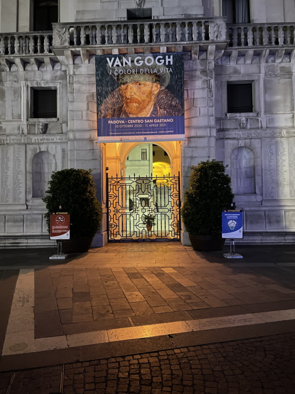 Immagine 15 di Attività commerciale in vendita  in Piazza delle Erbe a Padova