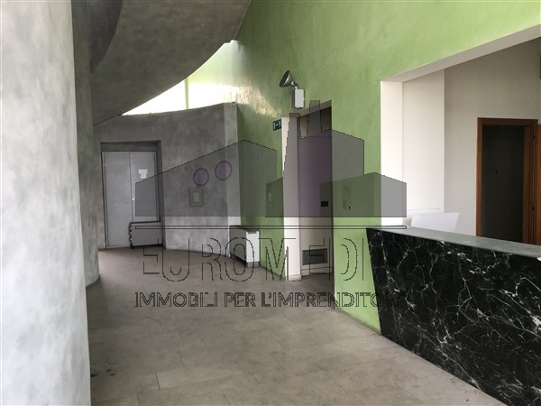 Immagine 7 di Ufficio in vendita  a Vicenza