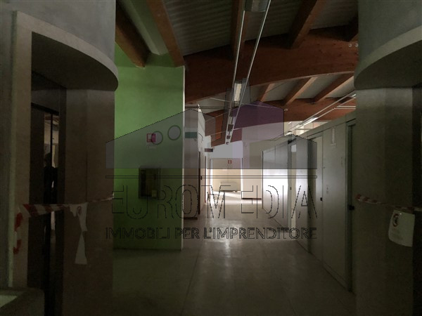 Immagine 9 di Ufficio in vendita  a Vicenza