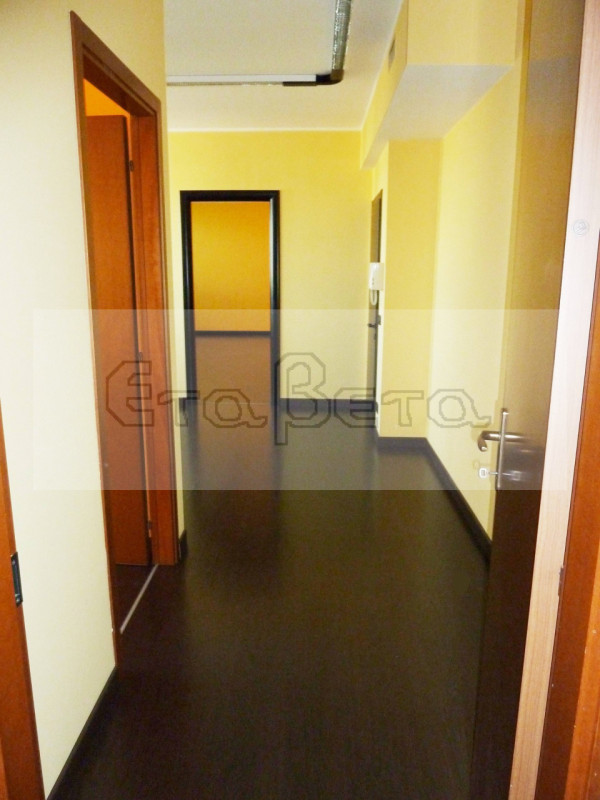 Immagine 12 di Ufficio in vendita  in Corso Stati Uniti a Padova