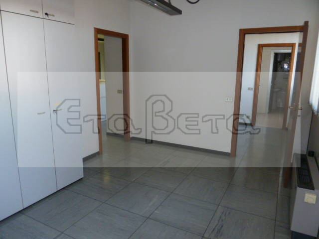 Immagine 17 di Ufficio in vendita  in Corso Stati Uniti a Padova