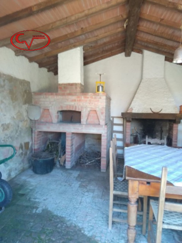 Immagine 9 di Villa in vendita  in vald'ambra a Bucine