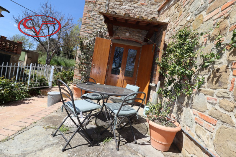 Immagine 12 di Villa in vendita  in vald'ambra a Bucine