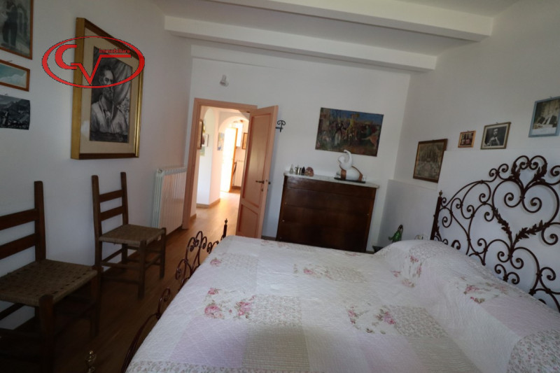 Immagine 18 di Villa in vendita  in vald'ambra a Bucine