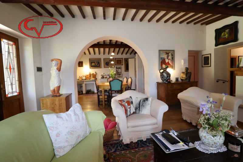 Immagine 25 di Villa in vendita  in vald'ambra a Bucine