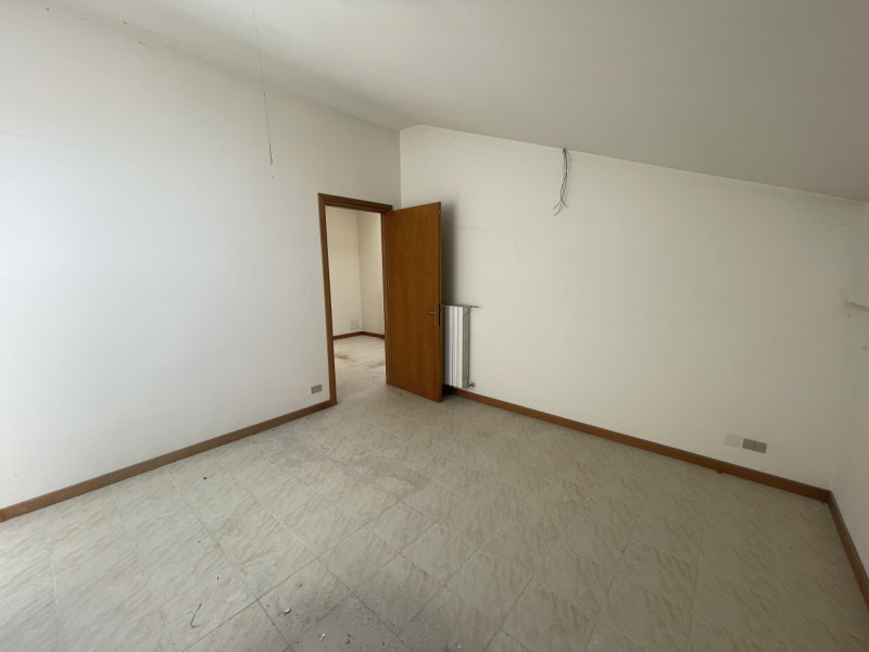 Immagine 8 di Appartamento in vendita  a Suzzara