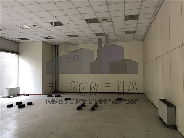 Immagine 9 di Ufficio in vendita  a Vicenza