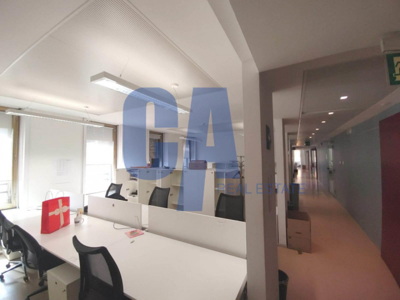 Immagine 9 di Ufficio in affitto  in PIAZZA MONTE TITANO a Milano