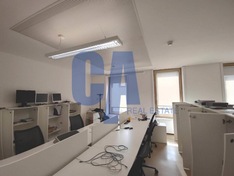 Immagine 11 di Ufficio in affitto  in PIAZZA MONTE TITANO a Milano