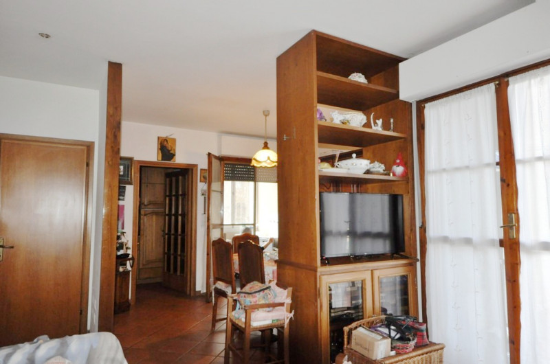 Immagine 3 di Casa indipendente in vendita  in viale Matteotti a Montevarchi