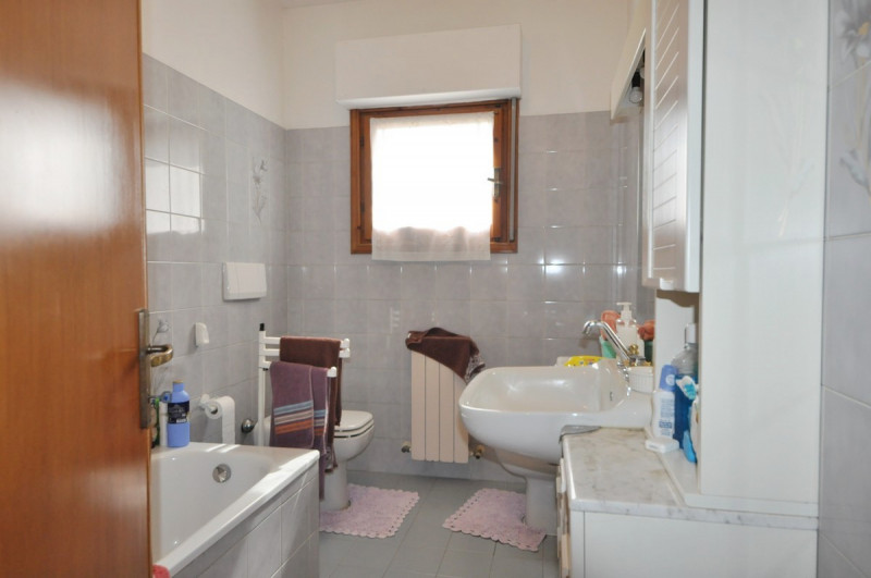 Immagine 9 di Casa indipendente in vendita  in viale Matteotti a Montevarchi