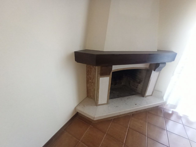 Immagine 7 di Appartamento in vendita  in Via Giuseppe Garibaldi a Castiglione Del Lago