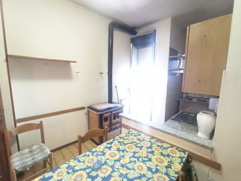 Immagine 11 di Appartamento in vendita  in Via Giuseppe Garibaldi a Castiglione Del Lago