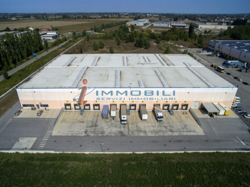 Immagine 4 di Magazzino in affitto  in VIA COSTITUZIONE a Rolo