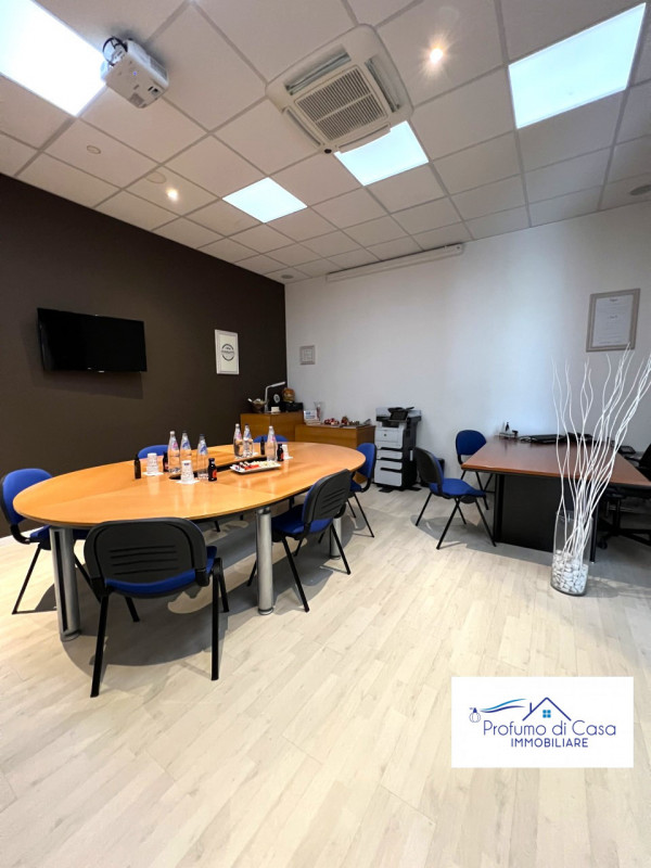 Immagine 12 di Capannone industriale in vendita  in Via Dante Alighieri a Stra