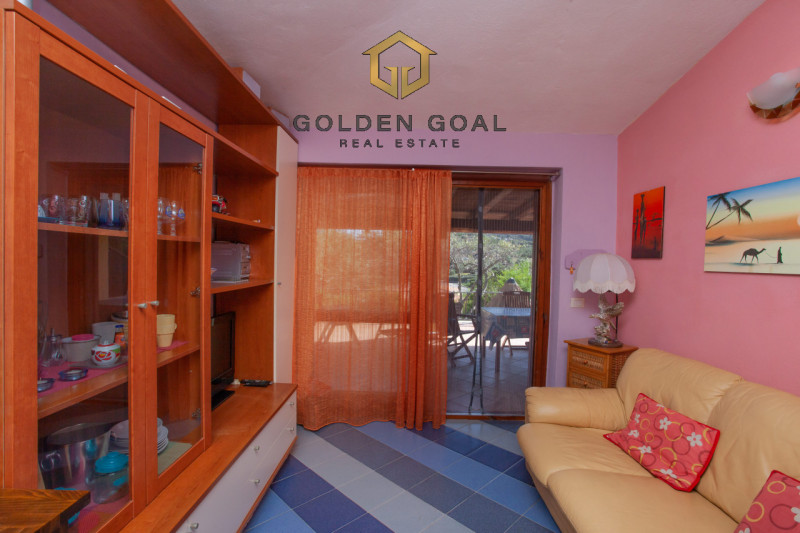 Immagine 7 di Villetta a schiera in vendita  in Via dei Giacinti a Budoni