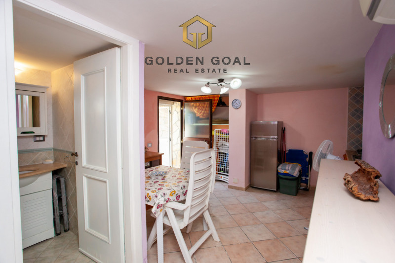 Immagine 20 di Villetta a schiera in vendita  in Via dei Giacinti a Budoni