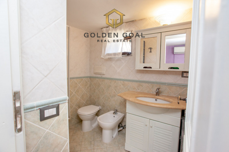 Immagine 22 di Villetta a schiera in vendita  in Via dei Giacinti a Budoni