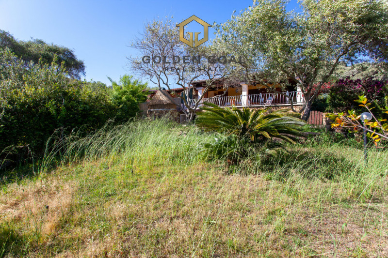 Immagine 29 di Villetta a schiera in vendita  in Via dei Giacinti a Budoni